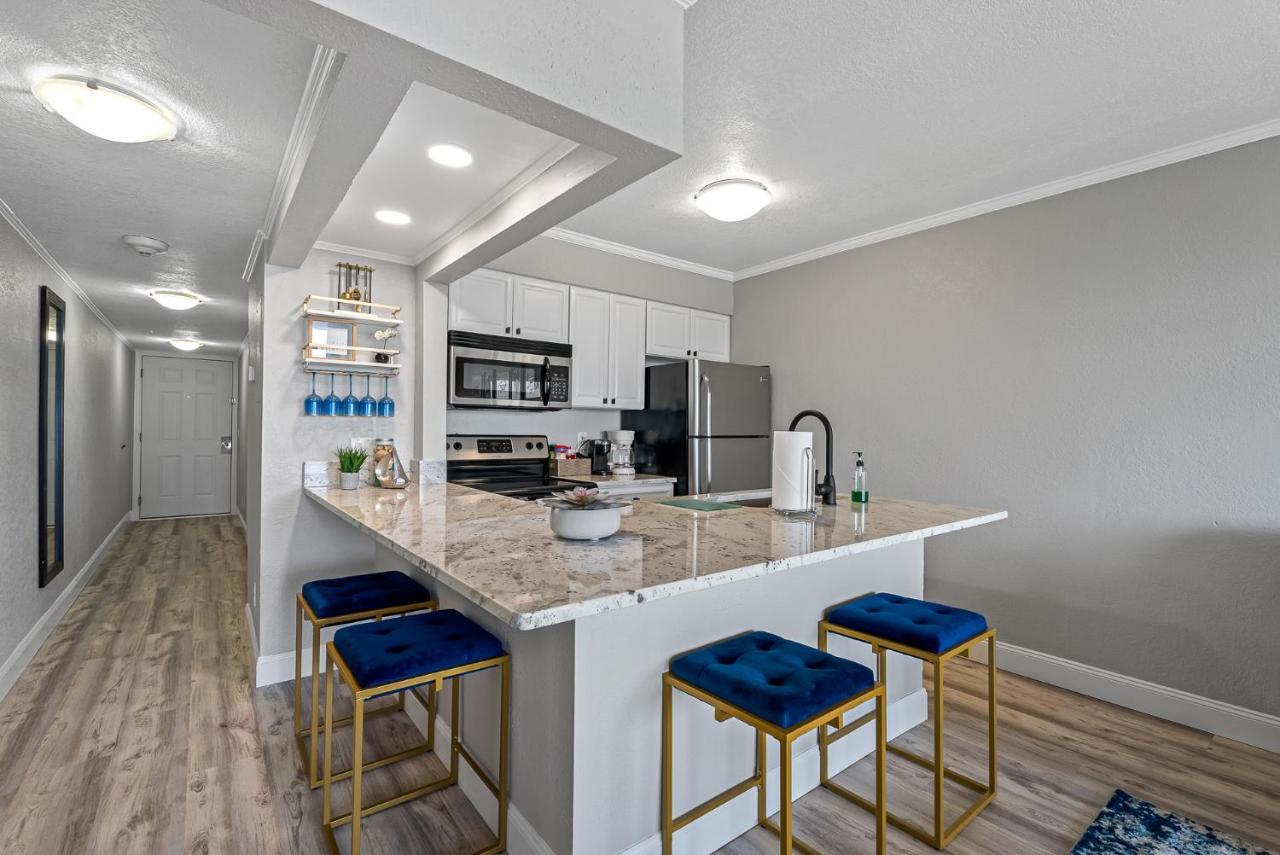 Villa Wake Up To The Ocean Breeze - Enjoy Amazing Views Tampa Exterior foto